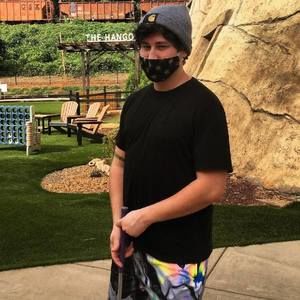 Meet your Posher, Tyler